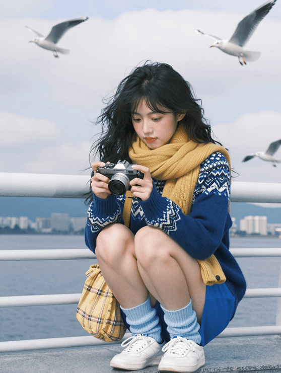 Qwen Image 2.1 带有飞鸟的户外人像